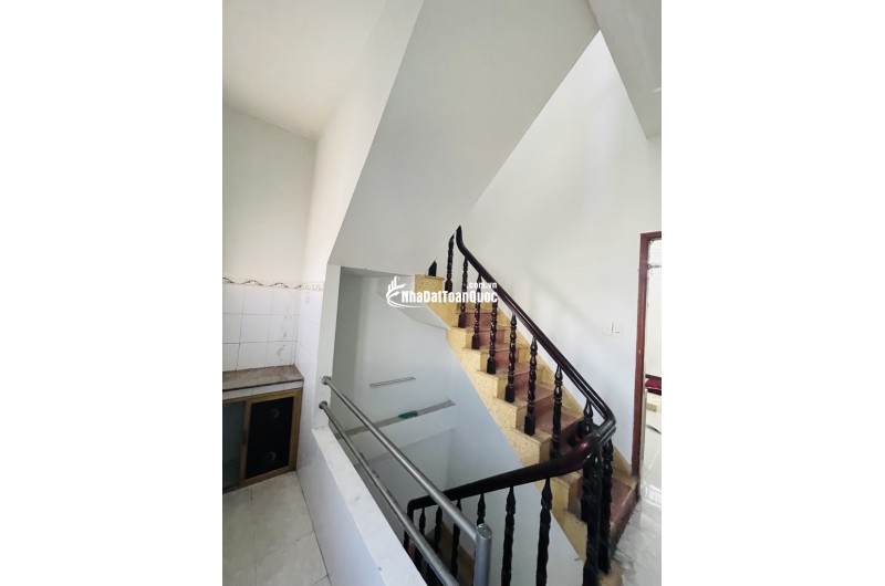 BÁN NHÀ MẶT TIỀN KINH DOANH - DTSD~150M2 – P.6 Q.TÂN BÌNH - 6 TẦNG BTCT - 8,2 TỶ (TL)